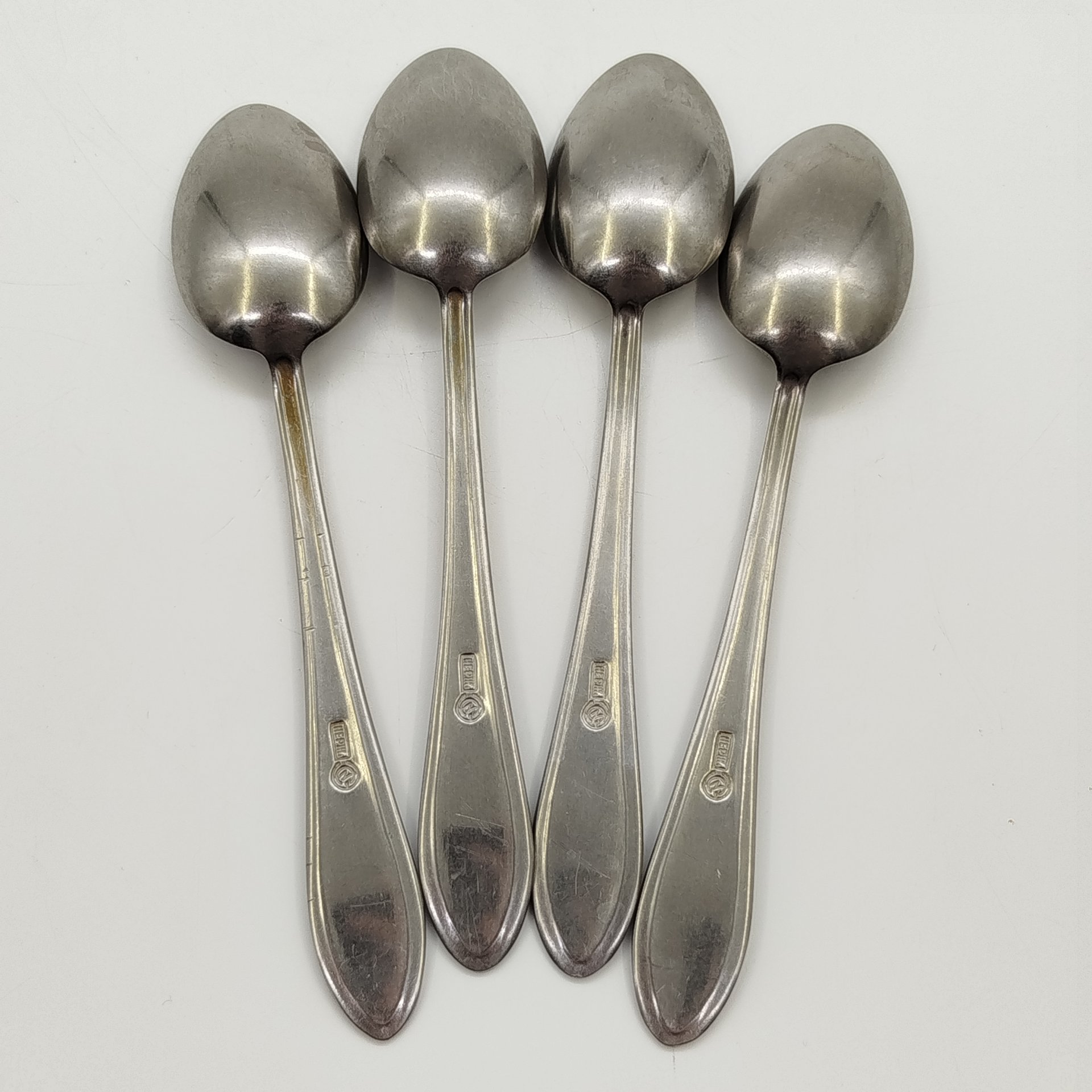 Набор из 4-х чайных ложек с флоральным декором, нержавеющая сталь, Металлургический завод «Электросталь», СССР, 1940-1950 гг.