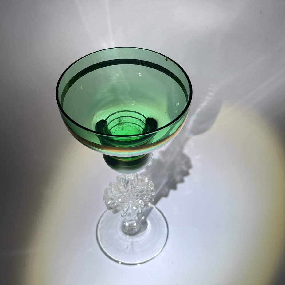 Подсвечник с рельефной звездой на ножке, цветное стекло, золочение, Гусевской хрустальный завод (Гусь-Хрустальный), СССР, 1970-1980 гг.