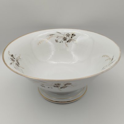 Фруктовница (крупная), украшенная цветочным декором, фарфор, роспись, золочение, Западная Европа, 1890-1920 гг.