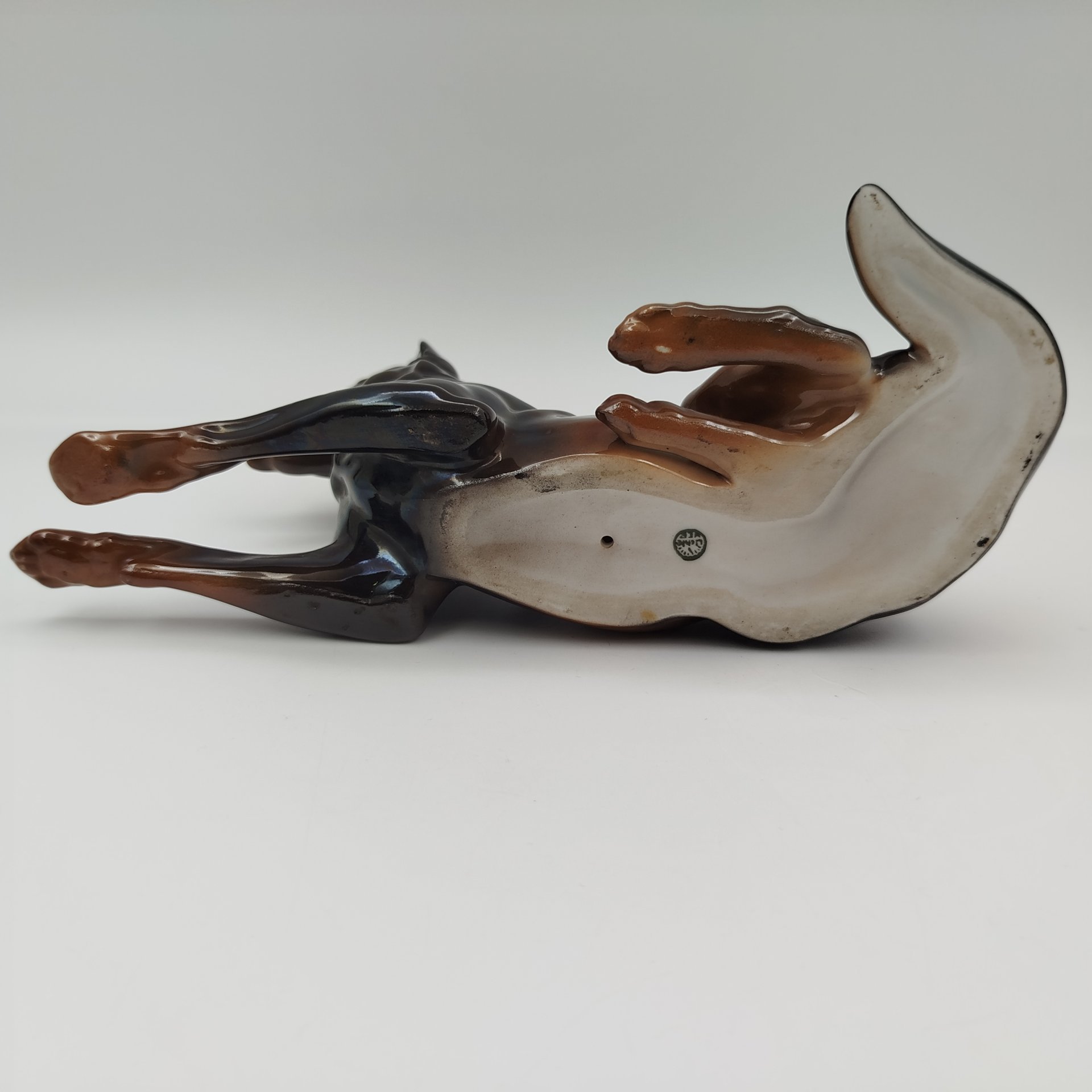 Статуэтка "Лежащая овчарка", фарфор, аэрография, Германия, 1950-1970 гг.