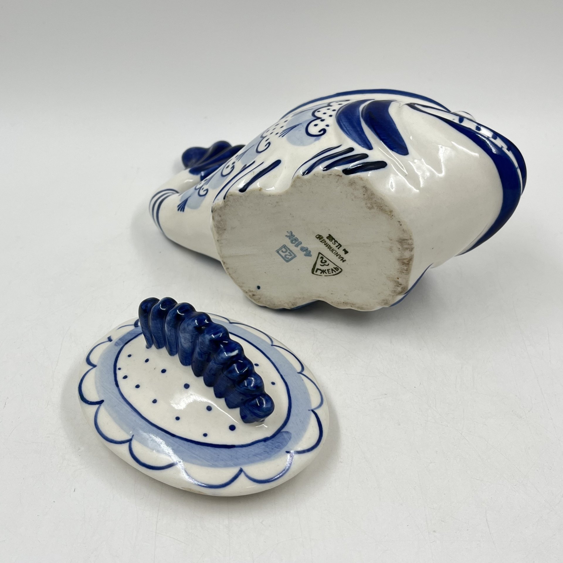 Икорница "Рыба-кит", фарфор, роспись, Объединение «Гжель», СССР, 1972-1985 гг.