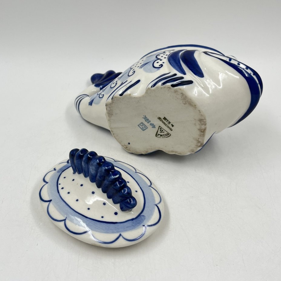 Икорница "Рыба-кит", фарфор, роспись, Объединение «Гжель», СССР, 1972-1985 гг., Объединение «Гжель»