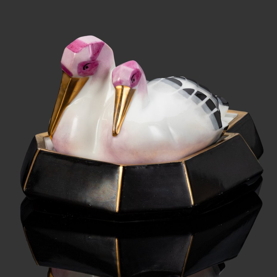 Шкатулка "Птицы в гнезде" ("Пеликаны")