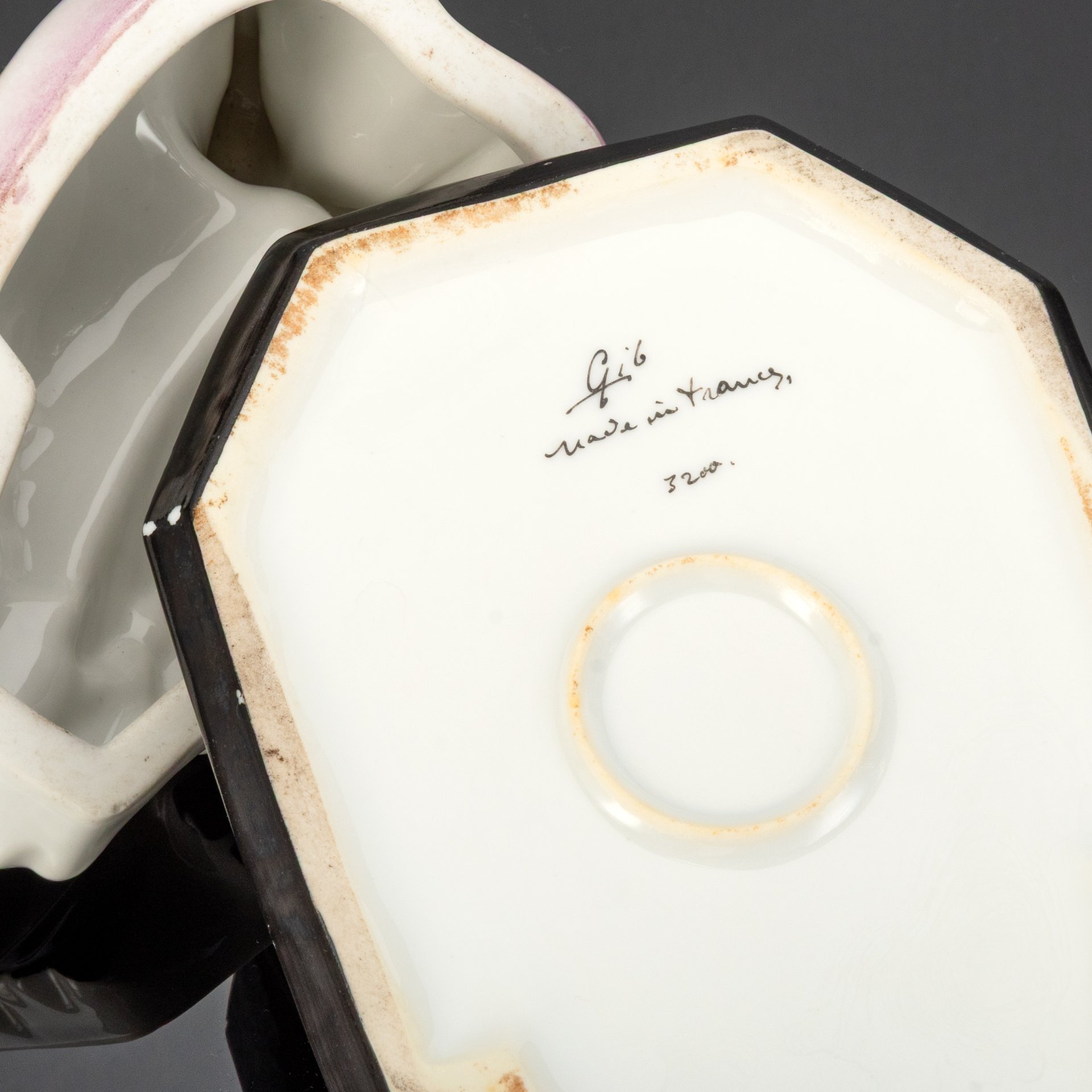 Шкатулка "Птицы в гнезде" ("Пеликаны")