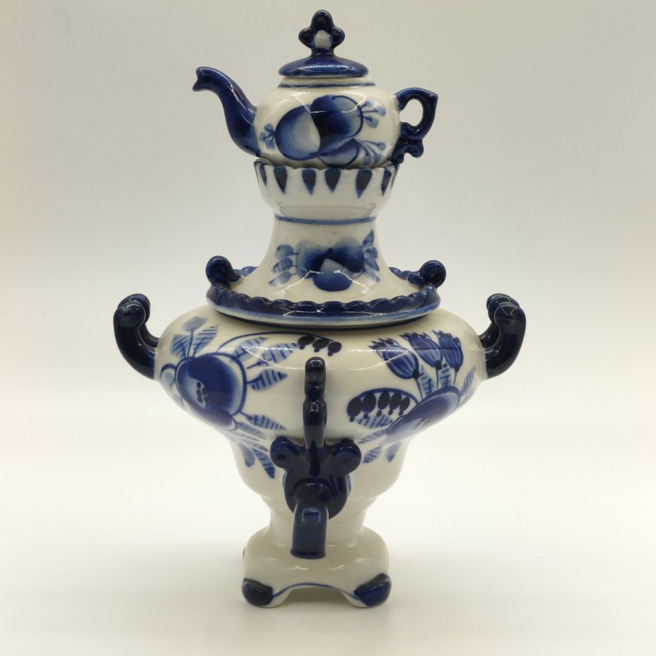 Самовар декоративный с миниатюрным чайником, фарфор, роспись, Объединение «Гжель», СССР, 1972-1985 гг.