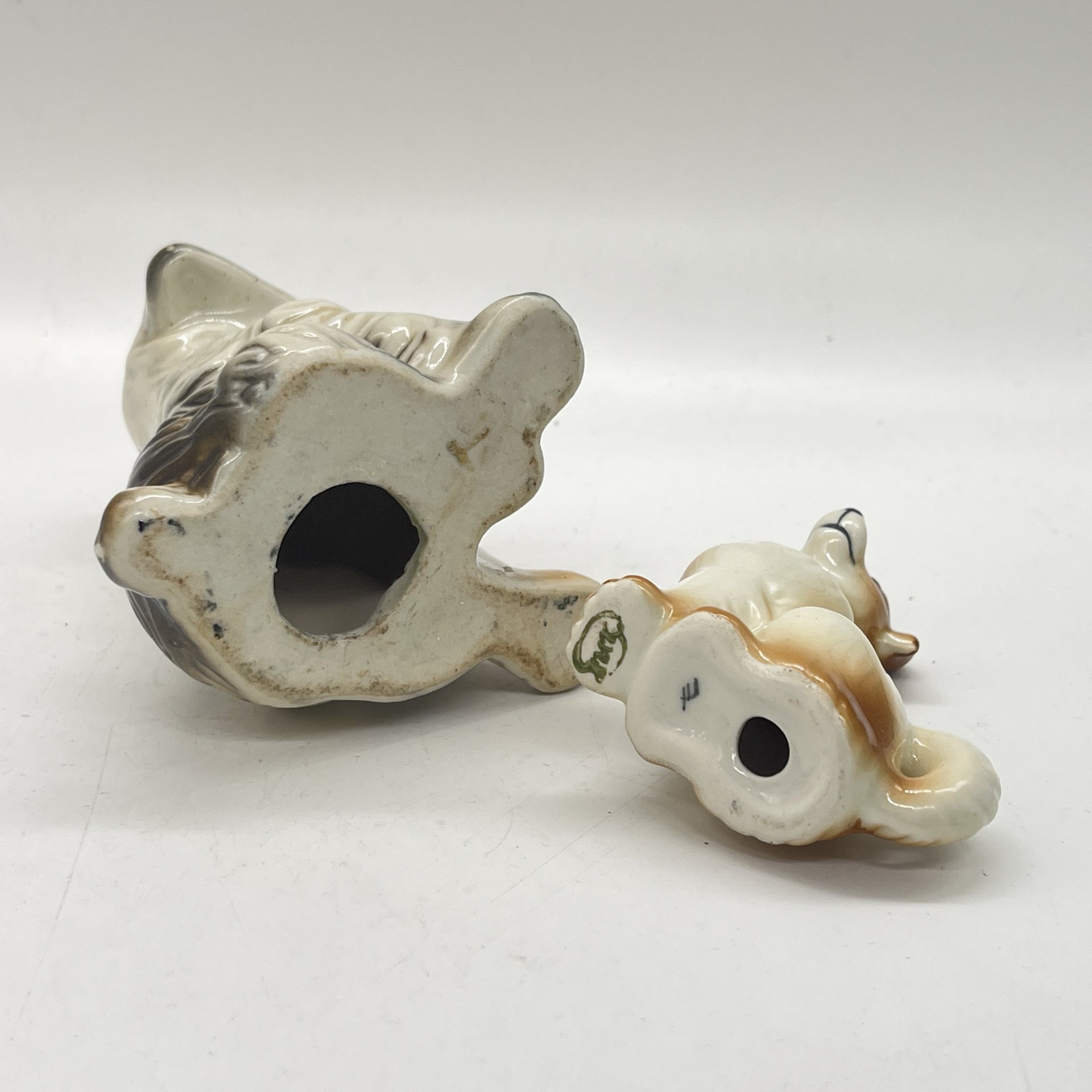 Набор из 2 статуэток собак в подборе, фарфор, роспись, Западная Европа, 1980-2000 гг.