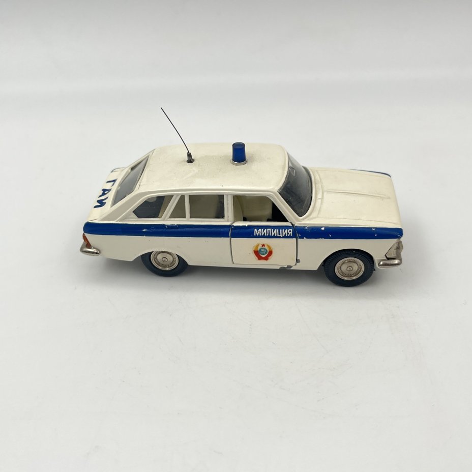 Модель автомобиля "ИЖ-1500 Комби" (Милиция), авторская модель