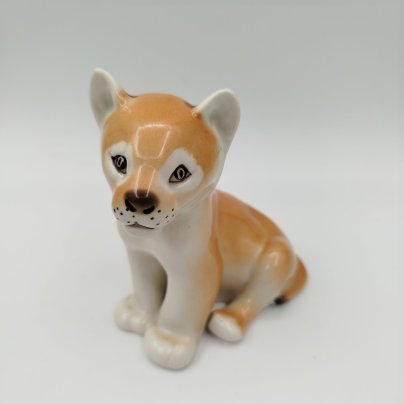 Статуэтка "Львенок сидящий", скульптор Воробьев Б.Я.