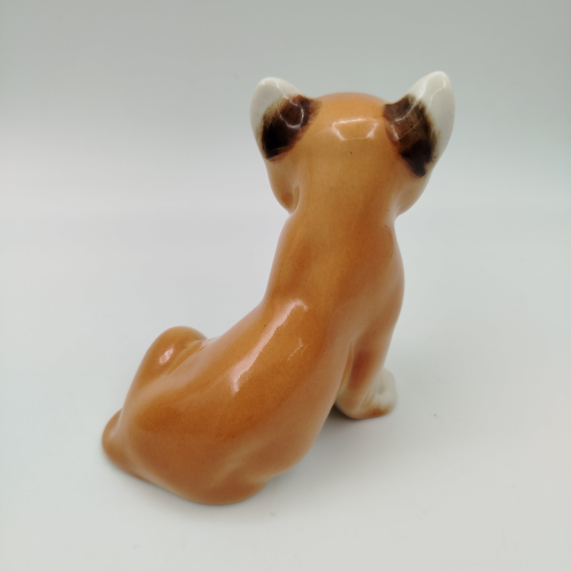 Статуэтка "Львенок сидящий", скульптор Воробьев Б.Я.