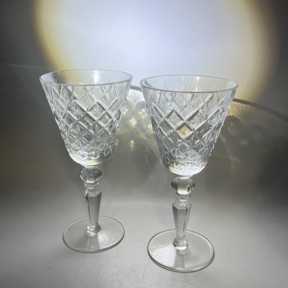 Набор из 2 бокалов с геометрическим декором, хрусталь, пресс, алмазная грань, СССР, 1970-1990 гг.