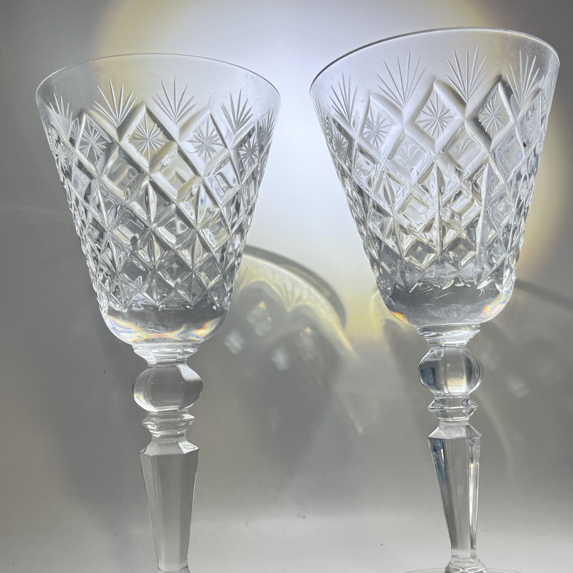 Набор из 2 бокалов с геометрическим декором, хрусталь, пресс, алмазная грань, СССР, 1970-1990 гг.