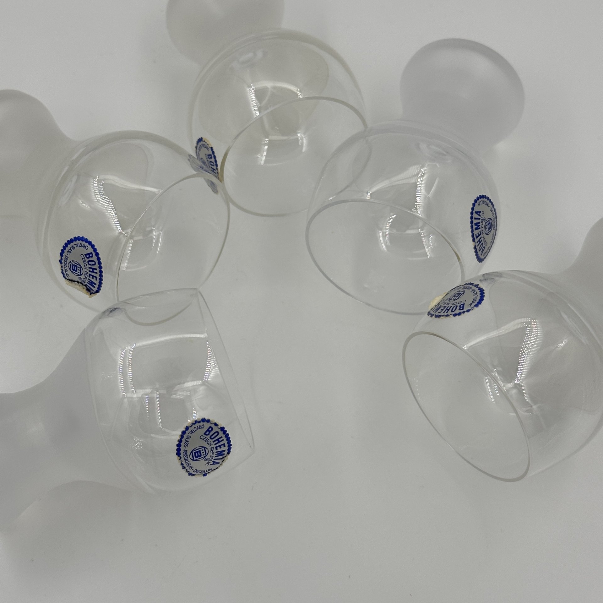 Набор стопок на 5 персон, украшенный эффектом "морозного стекла", Bohemia Crystal (Bohemia Glass)