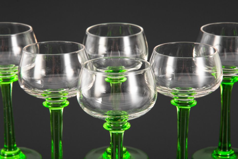 Набор из 6-ти ликерных бокалов на зеленоватых ножках
