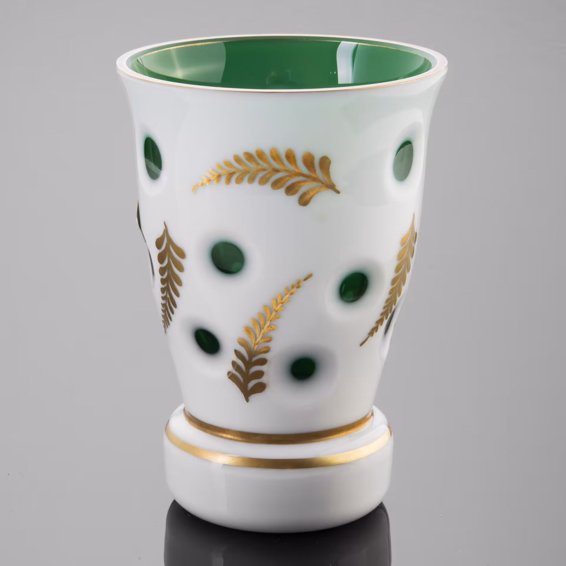 Ваза миниатюрная, украшенная золотистыми веточками, Bohemia Crystal (Bohemia Glass)