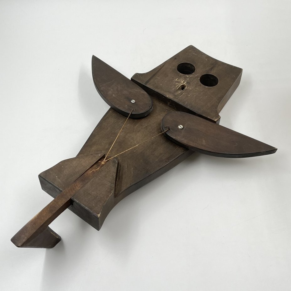 Панно (вешалка) "Сова" с подвижными крыльями, дерево, СССР, 1970-1990 гг.
