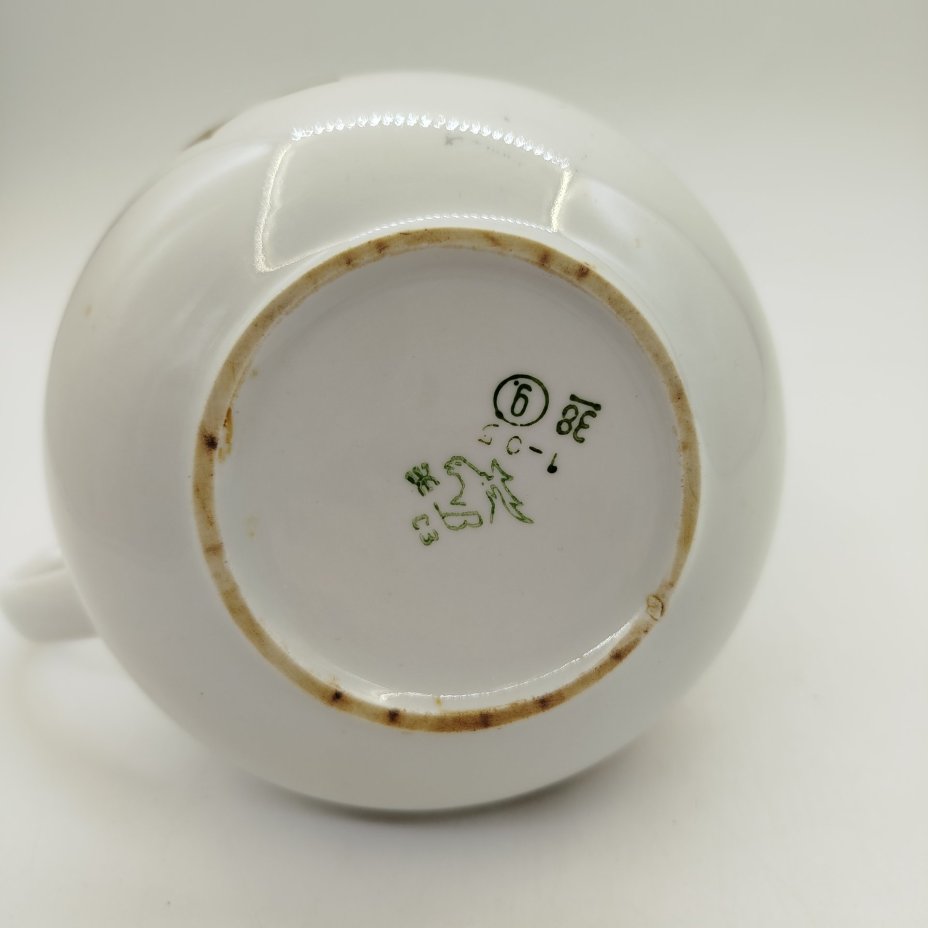 Чайник с растительным декором, фарфор, деколь, золочение, Дмитровский фарфоровый завод (ДФЗ Вербилки), СССР, 1965-1991 гг.