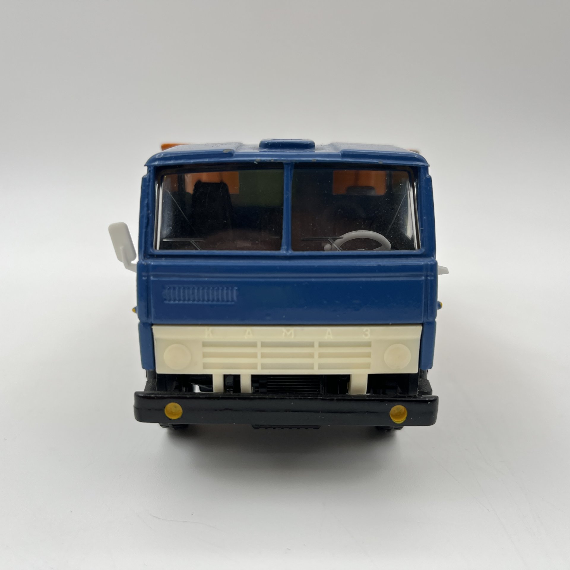 Модель автомобиля в масштабе 1:43 "КАМАЗ - 5511", металл, пластик, СССР, 1980-1991 гг.