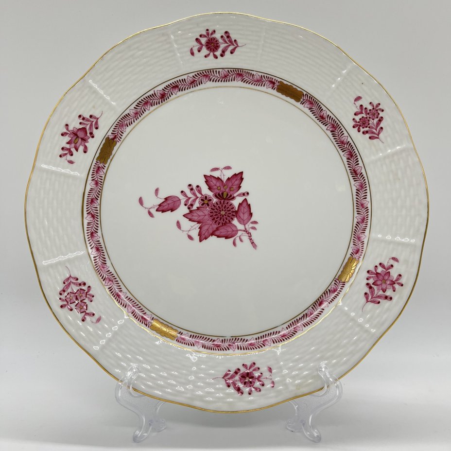 Тарелка плоская, выполненная в фирменном дизайне "Chinese Bouquet/Apponyi Purpur", Herend (Херенд)
