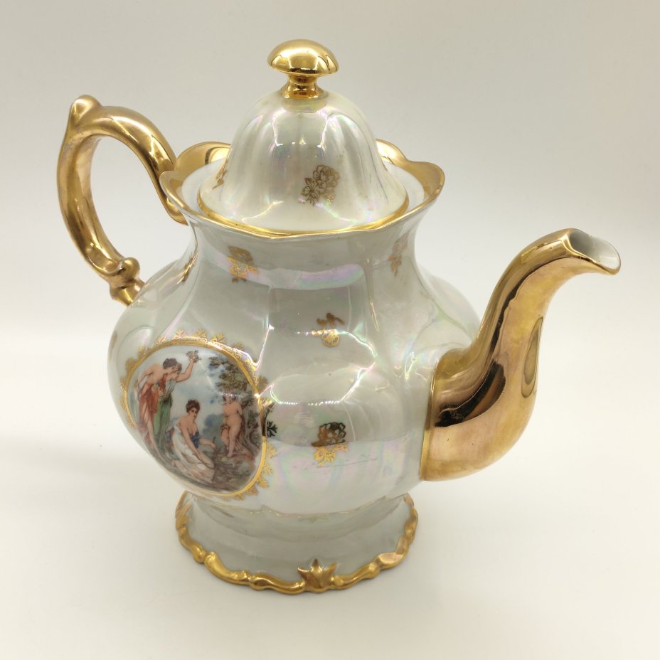 Чайник "Мадонна", фарфор, деколь, люстр, золочение, Sonneberg Porzellan, Германия, 1960-1990 гг.