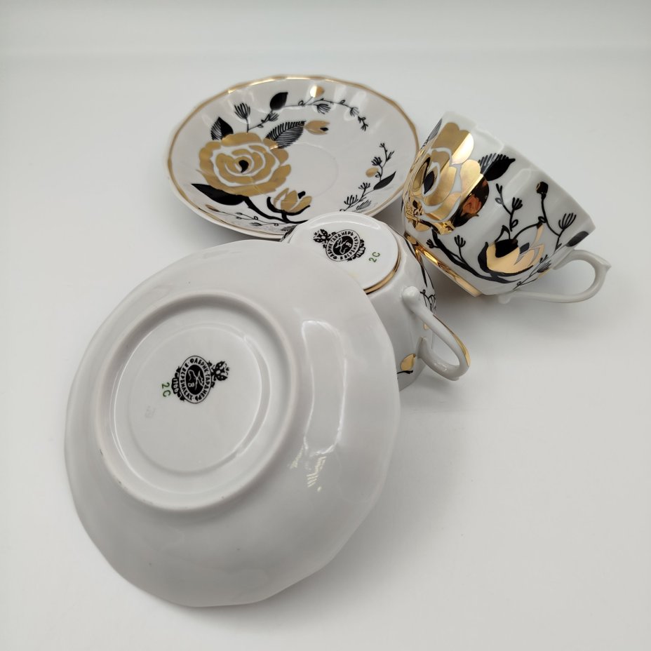 Набор чайных пар "Золотая роза" на 2 персоны, фарфор, деколь, золочение, Фабрика Гарднера в Вербилках 1766, СССР, 1991-2012 гг.