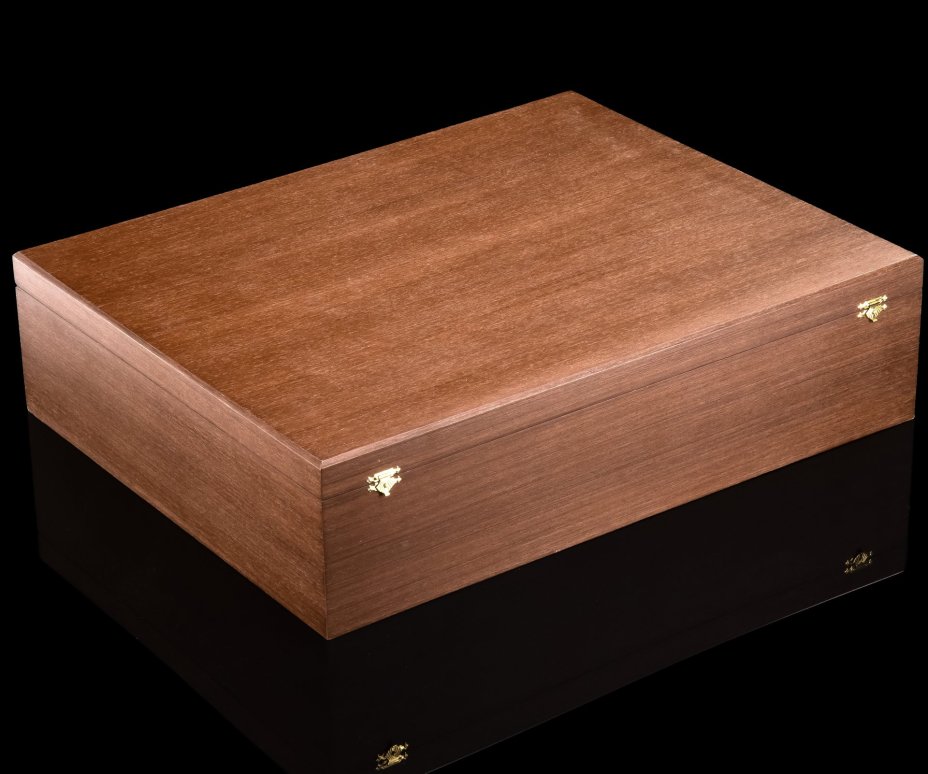 Письменный набор "Тигр" (6 предметов) в подарочной упаковке, малахит, бронза, долерит, металл, золочение, травление, Златоуст, Российская Федерация, 2025 г.