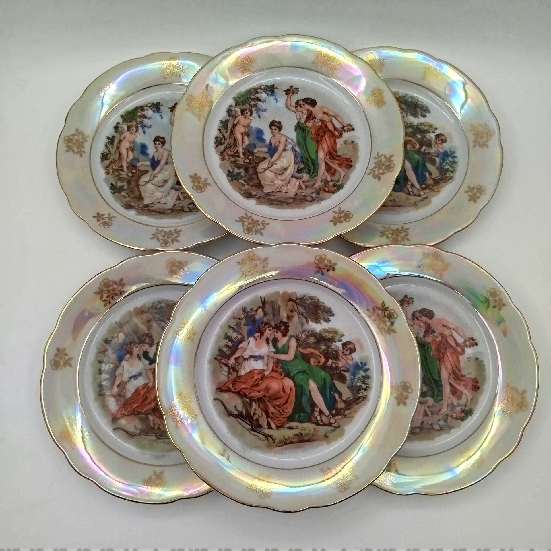 Набор из 6-ти десертных тарелок "Мадонна", фарфор, деколь, люстр, золочение, Kahla, ГДР, 1968-1987 гг.