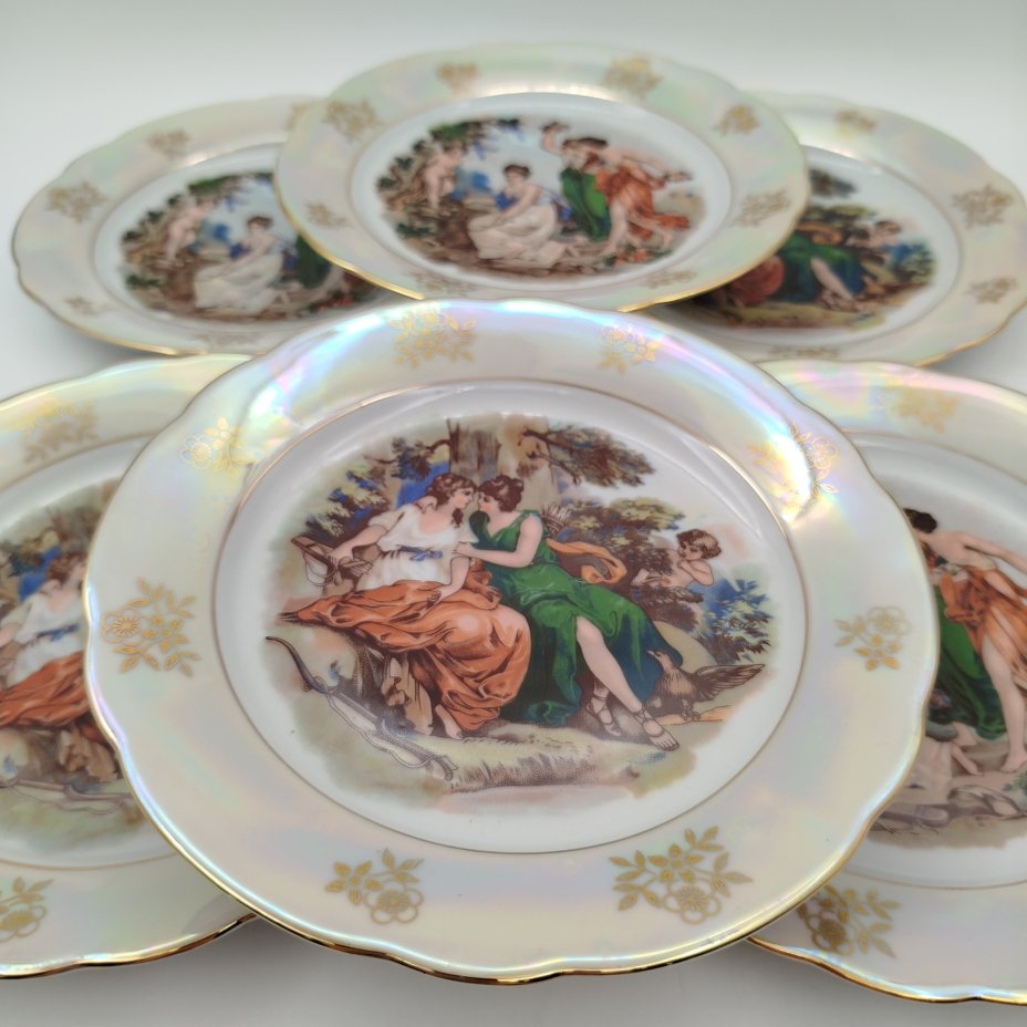 Набор из 6-ти десертных тарелок "Мадонна", фарфор, деколь, люстр, золочение, Kahla, ГДР, 1968-1987 гг.