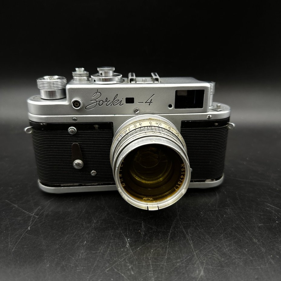Фотоаппарат "Зоркий-4" с объективом "Юпитер-8", в кофре, Красногорский механический завод (КМЗ)