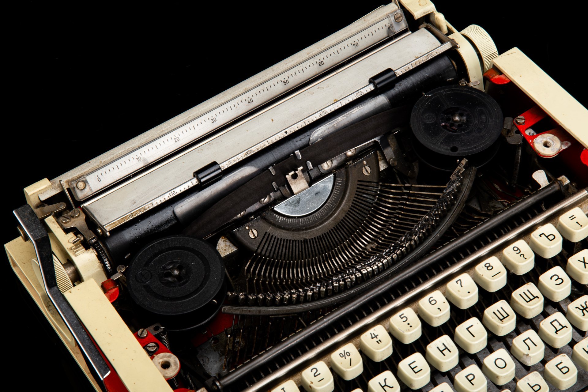 Машинка печатная "Unis TBM De Luxe" в оригинальном кофре