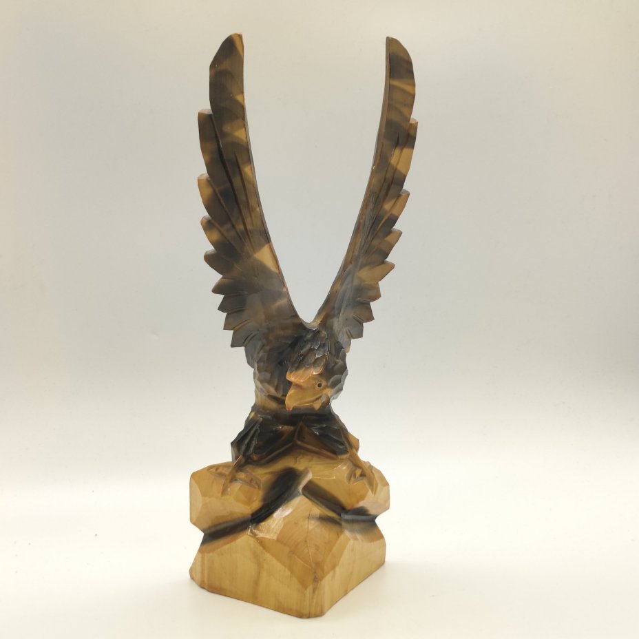 Статуэтка "Орёл", дерево, резьба, лак, СССР, 1970-1990 гг.