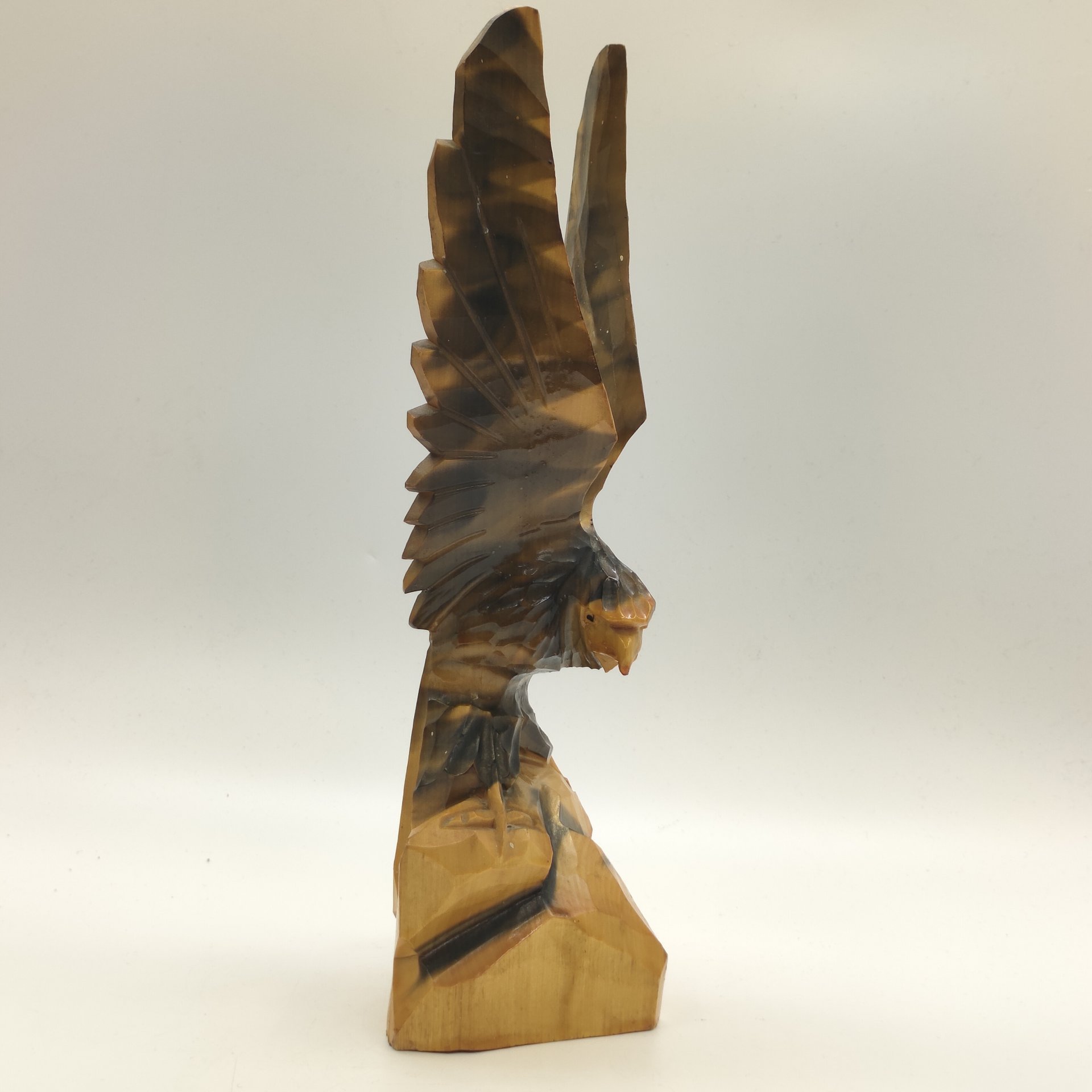 Статуэтка "Орёл", дерево, резьба, лак, СССР, 1970-1990 гг.