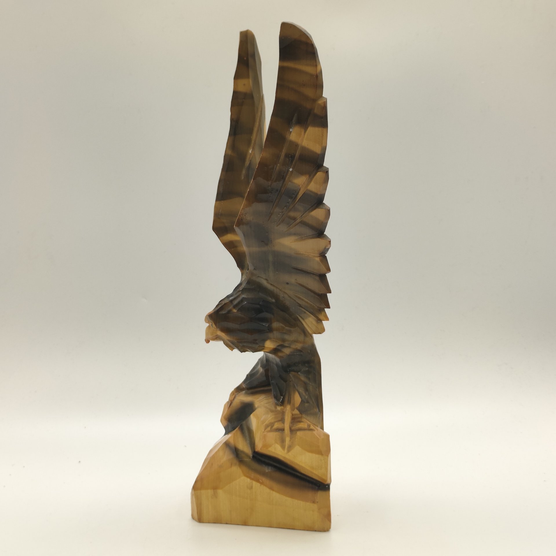 Статуэтка "Орёл", дерево, резьба, лак, СССР, 1970-1990 гг.