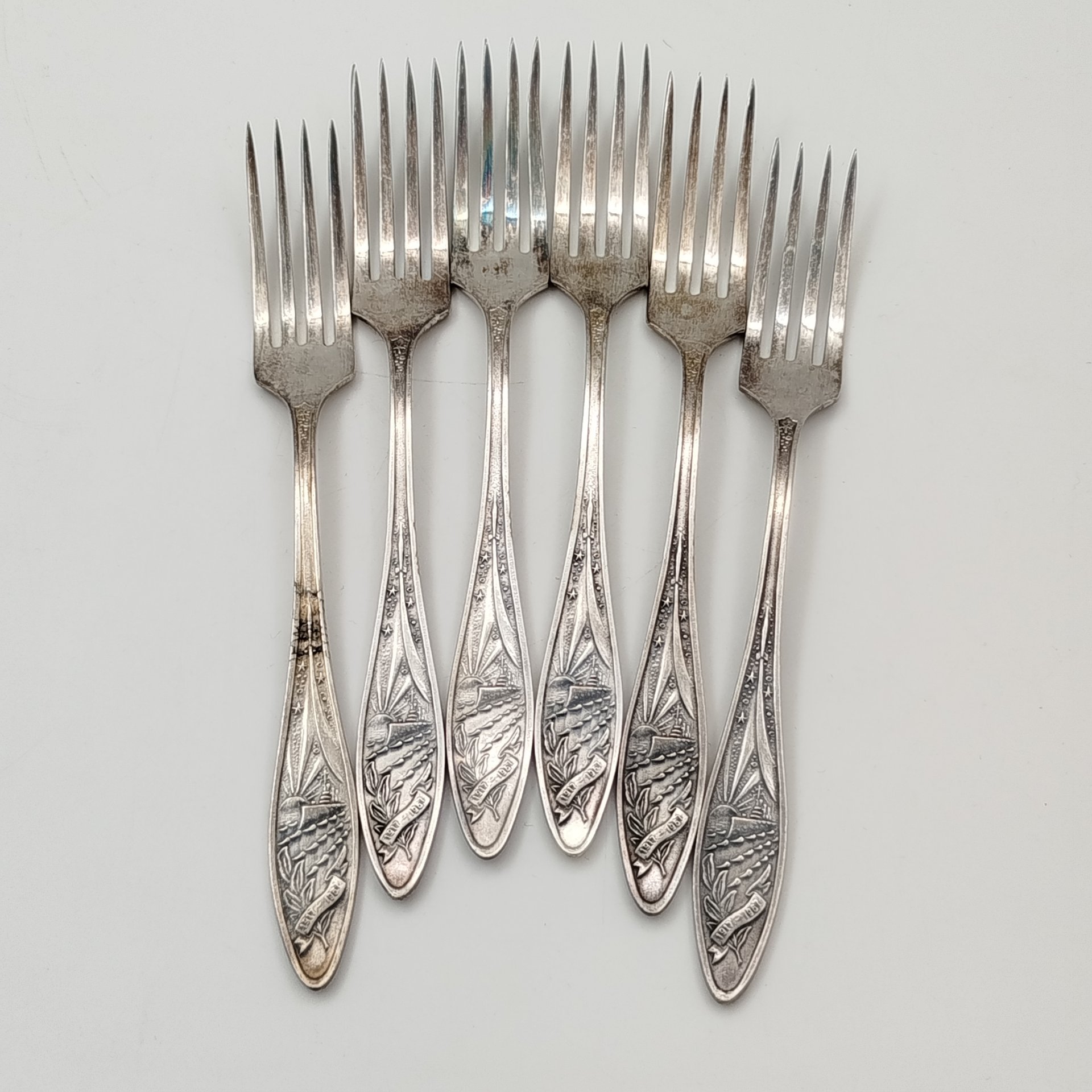 Набор из шести агитационных десертных вилок "50 лет Советской власти. Залп Авроры. 1917-1967 гг."