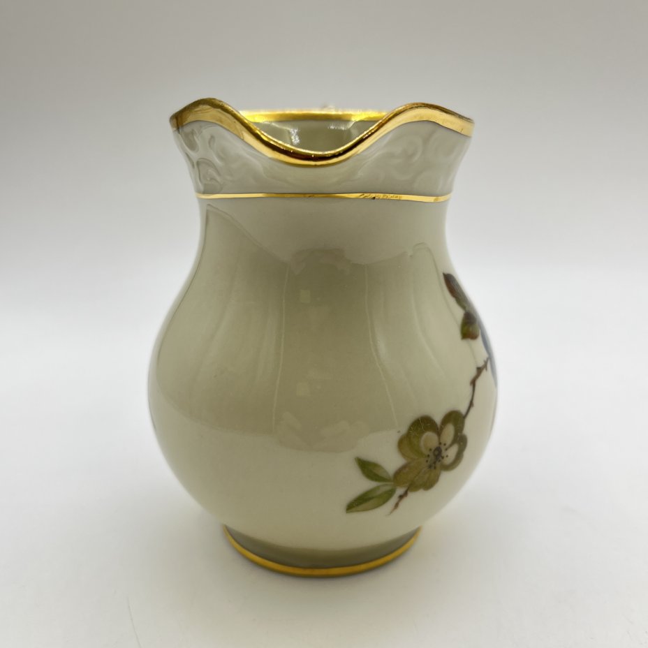 Молочник с изображением цветущей ветви, Kjøbenhavns Porcellains Maleri (KPM)