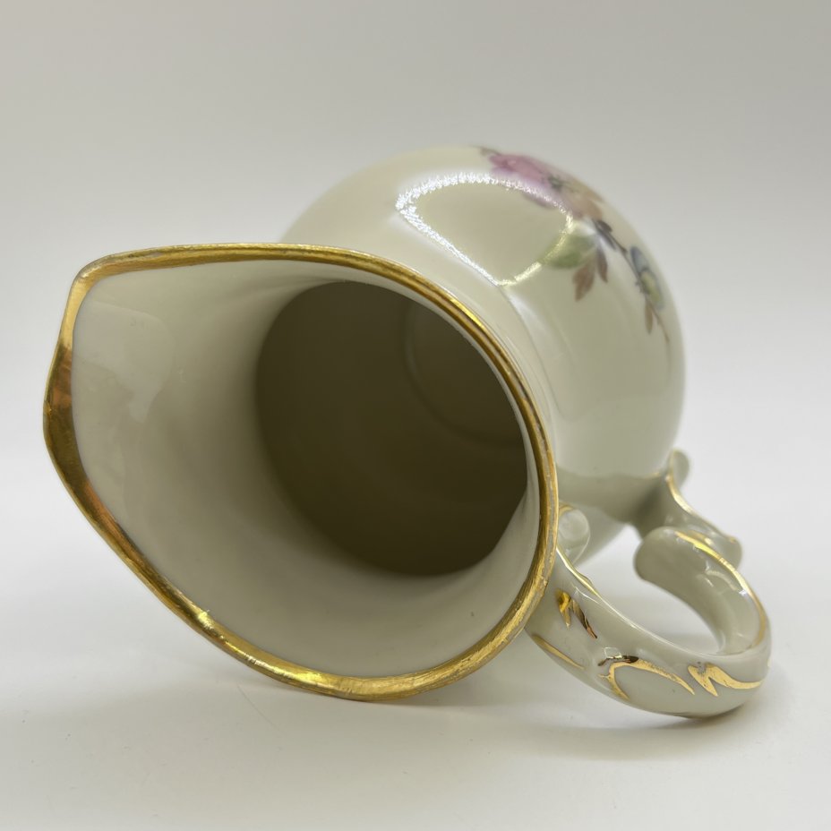 Молочник с изображением цветущей ветви, Kjøbenhavns Porcellains Maleri (KPM)