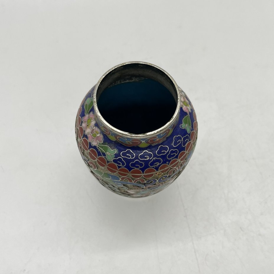 Вазочка миниатюрная в технике клуазоне с цветочным декором, латунь, перегородчатая эмаль, Китай, 1960-1980 гг.