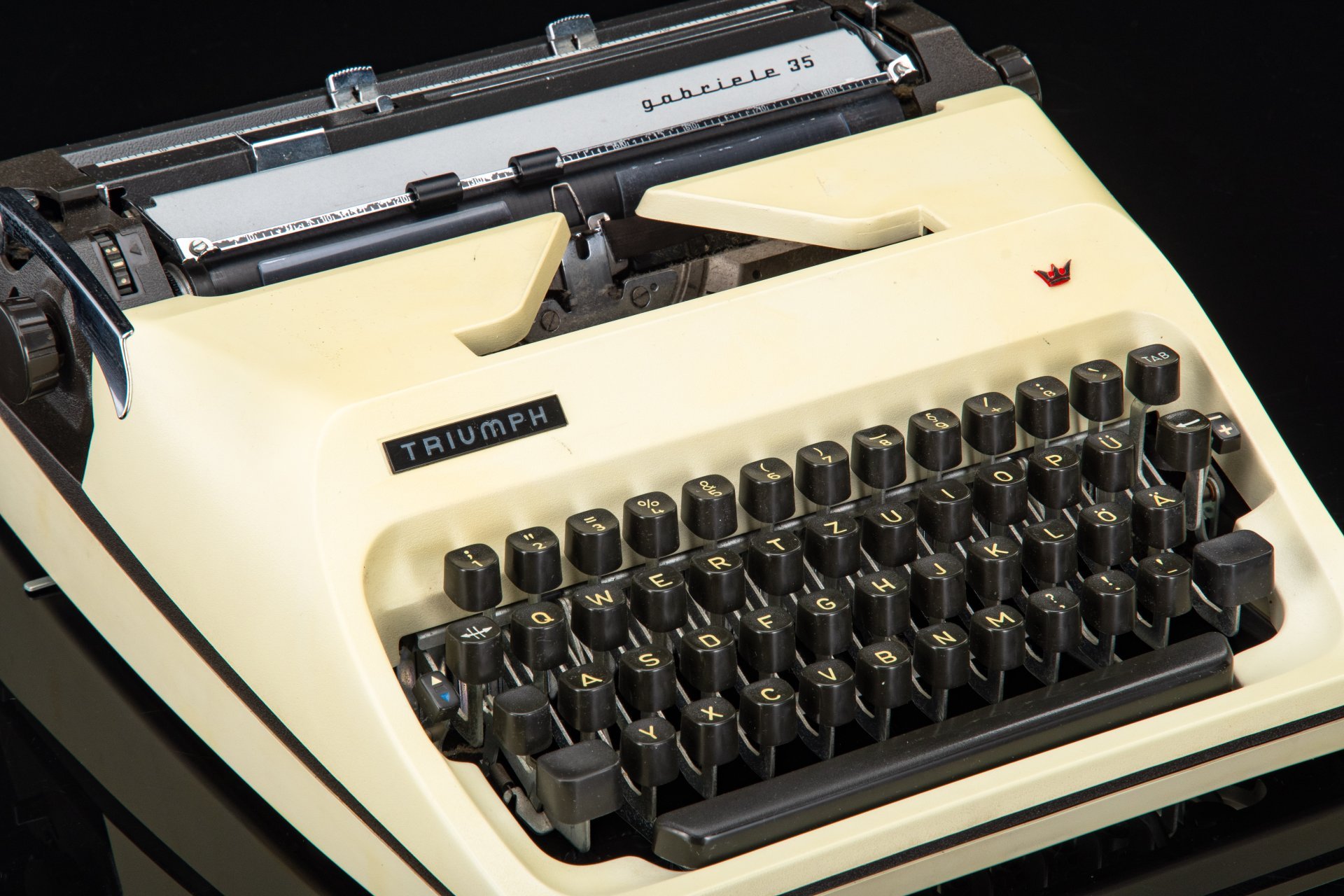Машинка печатная "Gabriele 35", в оригинальном кофре и инструкцией, Triumph, пластик, металл, резина, ФРГ, 1970-1990 гг.