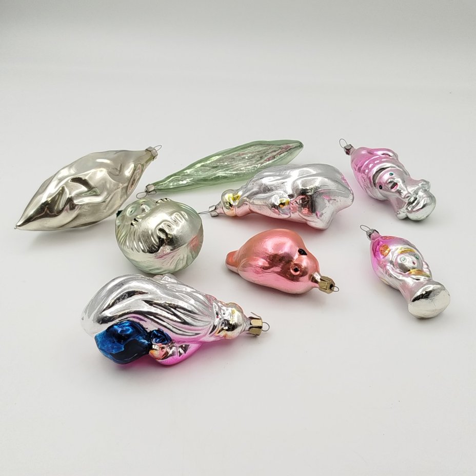 Набор из 8-ми ёлочных игрушек разной формы и размера