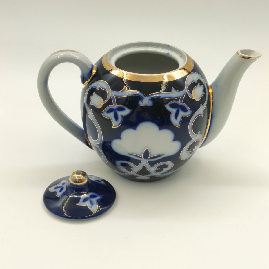 Чайник заварочный "Пахта", фарфор, крытье кобальтом, золочение, Ташкентский фарфоровый завод, СССР, 1967-1973 гг.