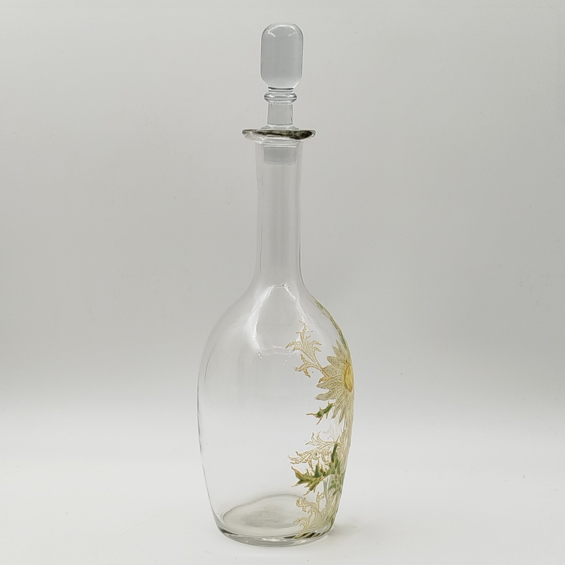 Штоф с цветочным декором