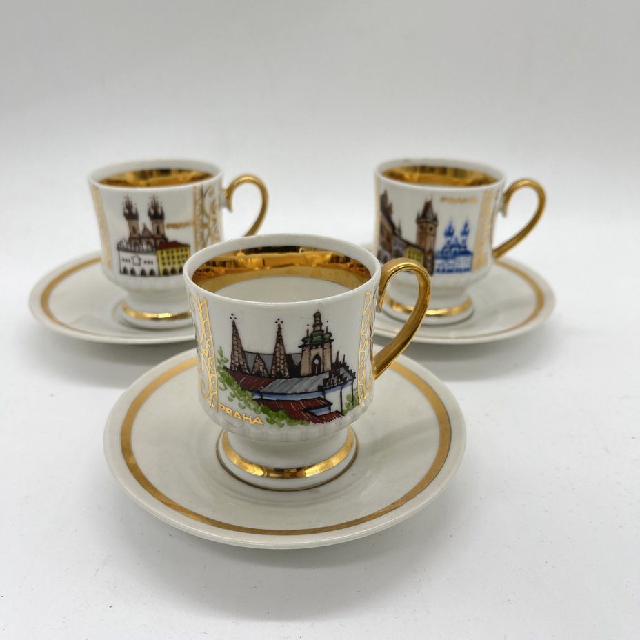 Набор из 3 кофейных пар с расписным изображением достопримечательностей Праги, фарфор, роспись,  золочение, Чехия, 1990-2000 гг.