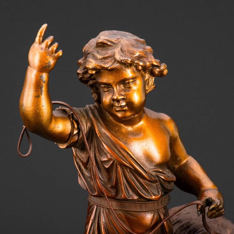 Скульптурная композиция (статуэтка) "Путти с собакой"