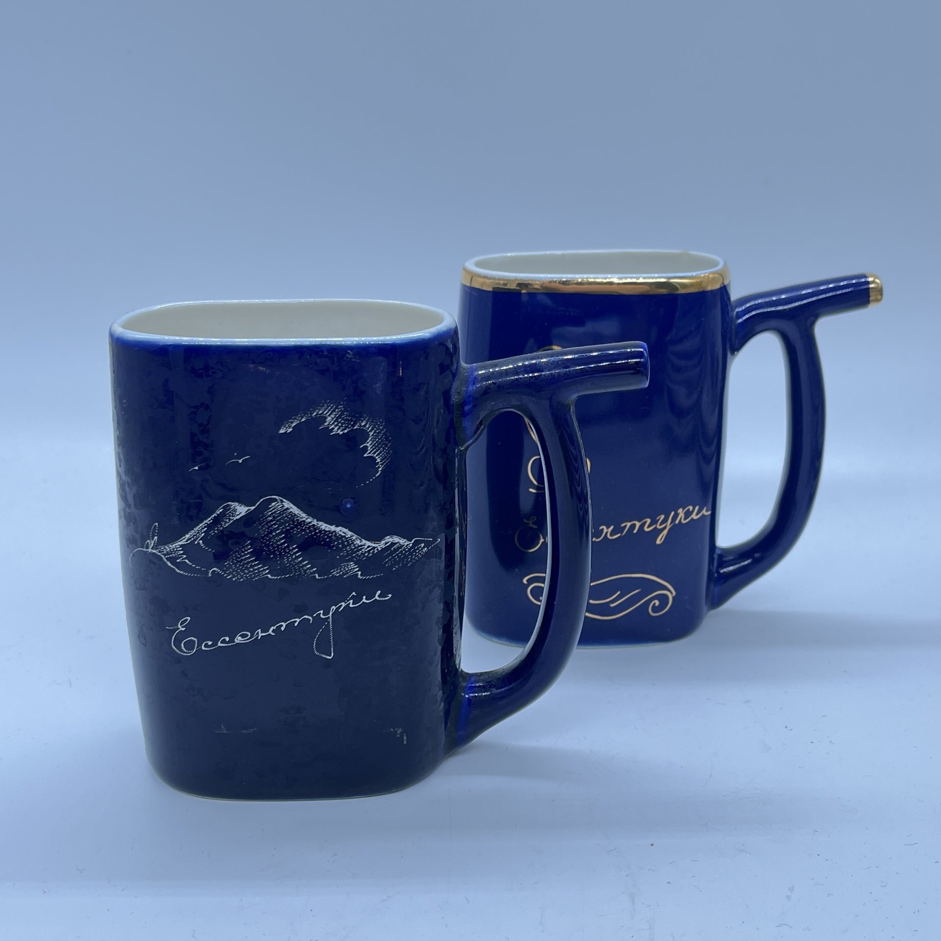 Набор из 2 поильников "Ессентуки" (подбор), фарфор, крытье кобальтом, золочение, СССР, 1960-1970 гг.