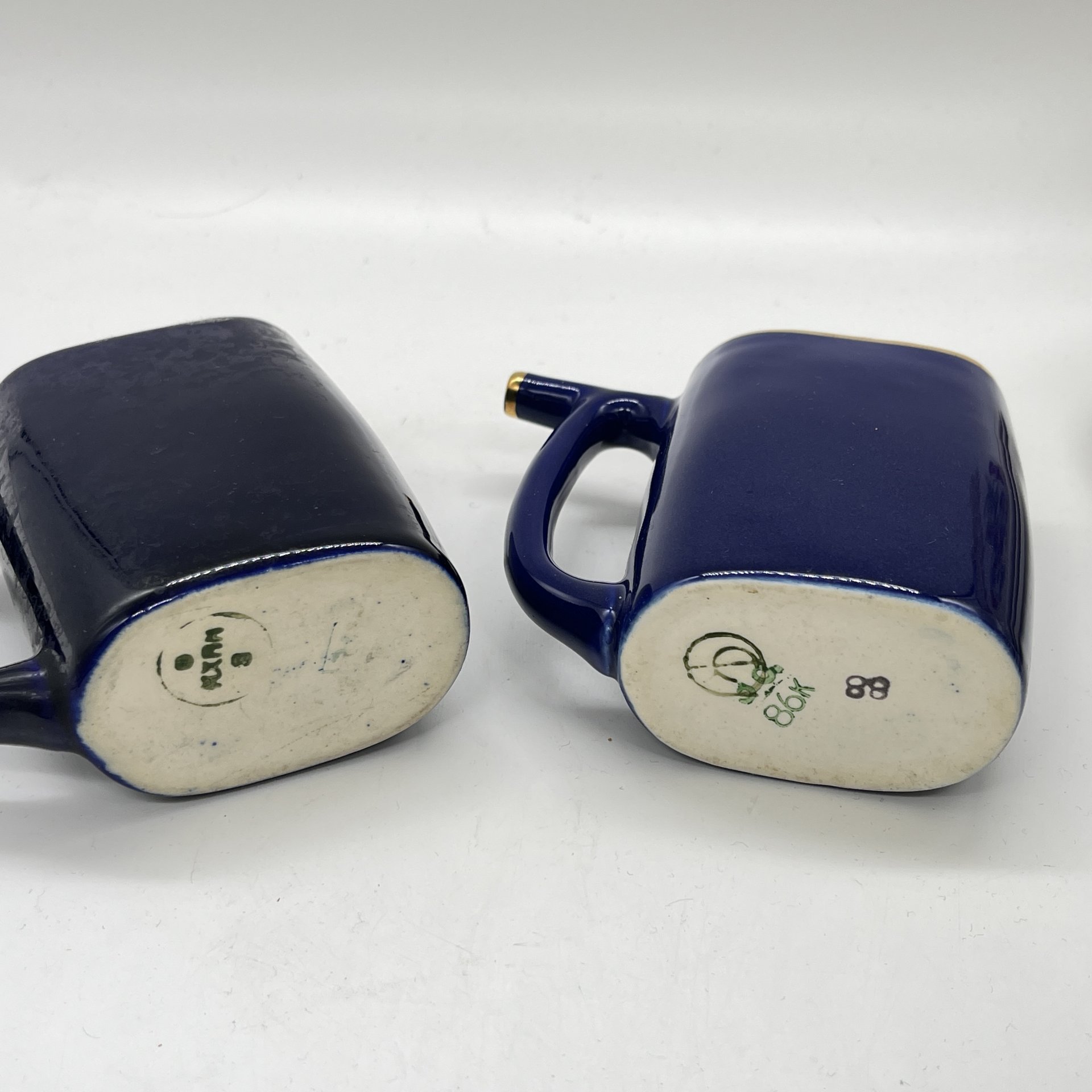 Набор из 2 поильников "Ессентуки" (подбор), фарфор, крытье кобальтом, золочение, СССР, 1960-1970 гг.