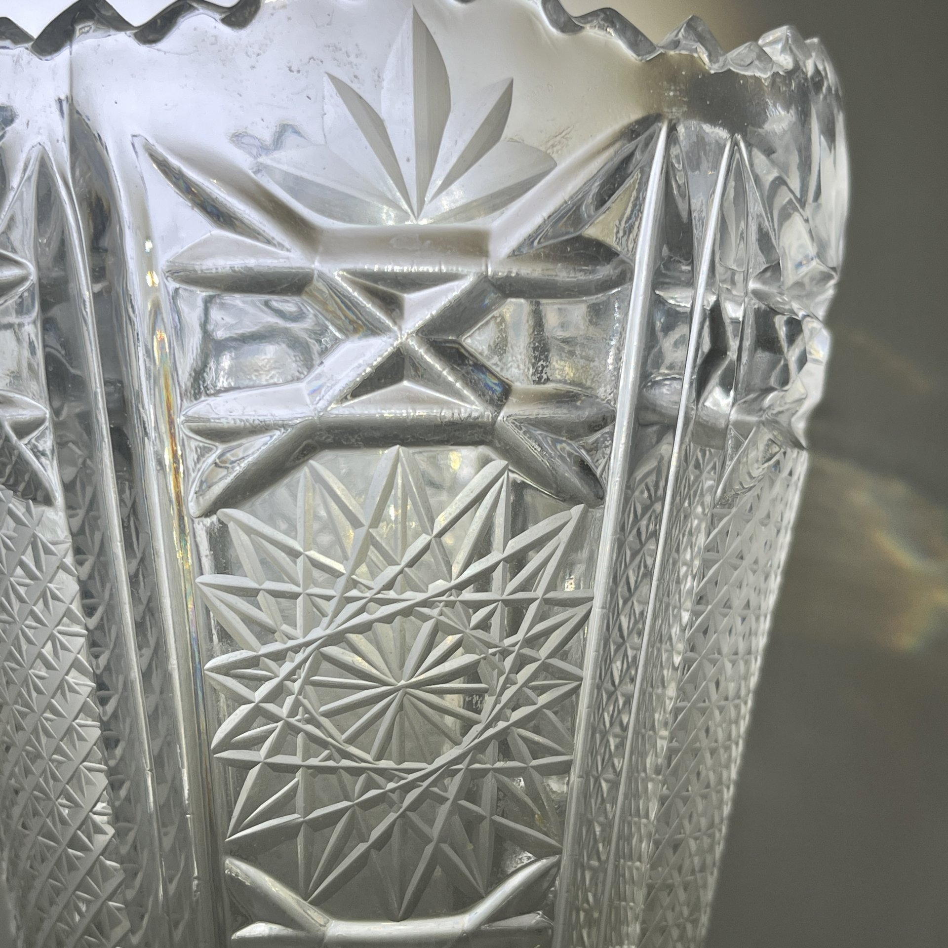 Ваза для цветов с геометрическим декором, хрусталь, алмазная грань, СССР, 1970-1990 гг.