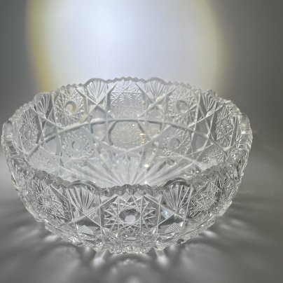 Салатник круглой формы с резным геометрическим декором, хрусталь, алмазная грань, СССР, 1970-1990 гг.