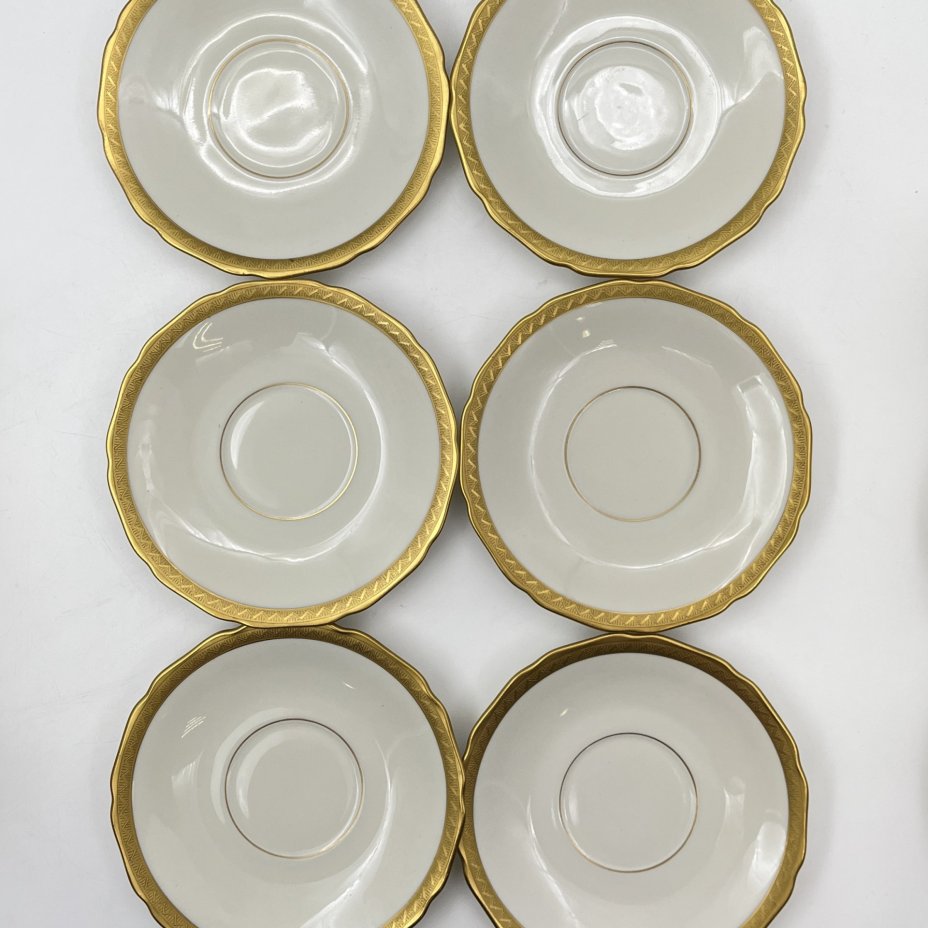 Набор кофейных пар в оттенке айвори с золотым кантом на 6 персон, фарфор, золочение, Фарфоровая мануфактура «Gloria», Чехословакия, 1970-1990 гг.