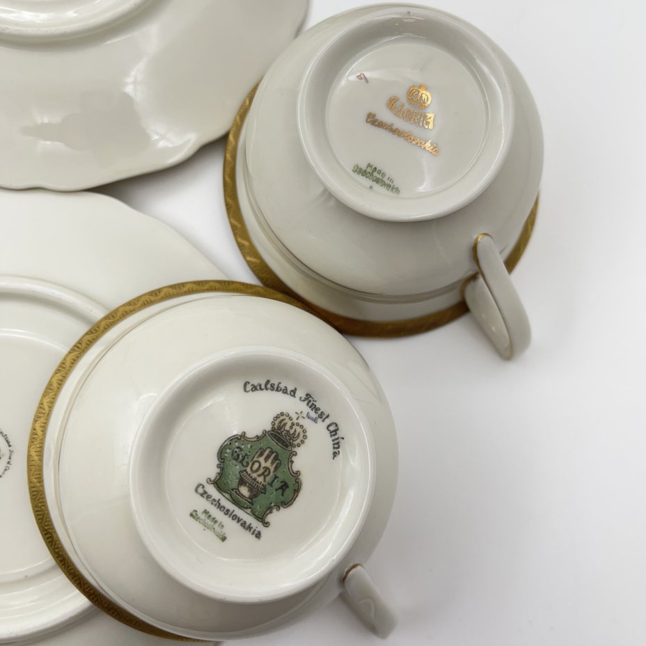 Набор кофейных пар в оттенке айвори с золотым кантом на 6 персон, фарфор, золочение, Фарфоровая мануфактура «Gloria», Чехословакия, 1970-1990 гг.
