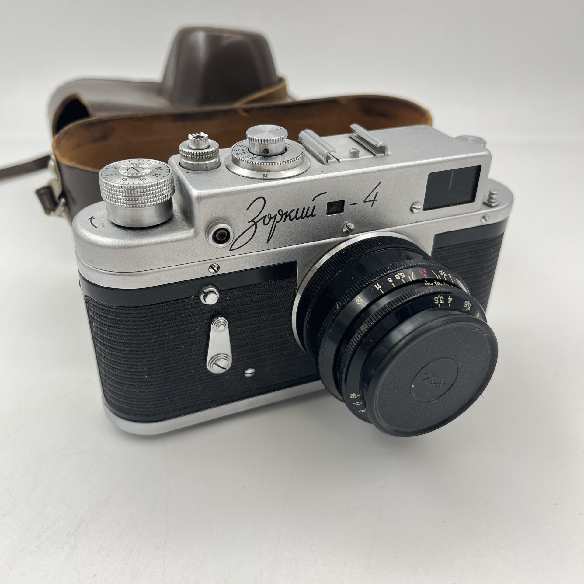 Фотоаппарат "Зоркий-4" с объективом "Индустар-50" в родном кофре, металл, пластик, кожа, стекло, Красногорский механический завод (КМЗ), СССР, 1968-1978 гг.