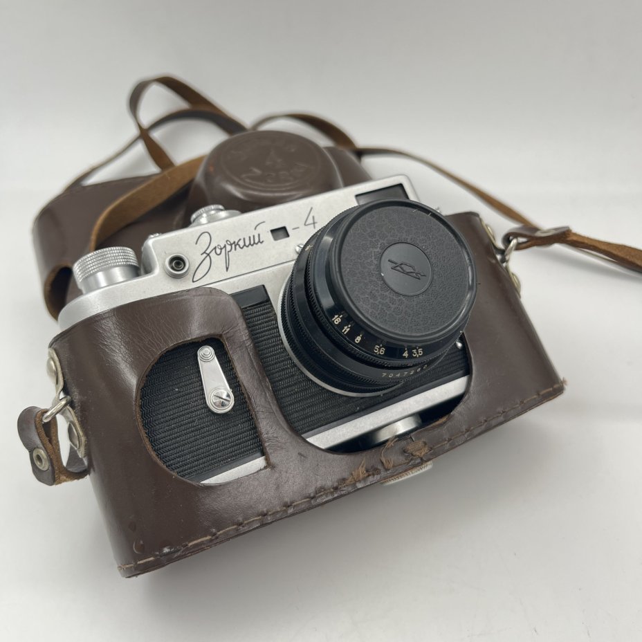 Фотоаппарат "Зоркий-4" с объективом "Индустар-50" в родном кофре, металл, пластик, кожа, стекло, Красногорский механический завод (КМЗ), СССР, 1968-1978 гг.